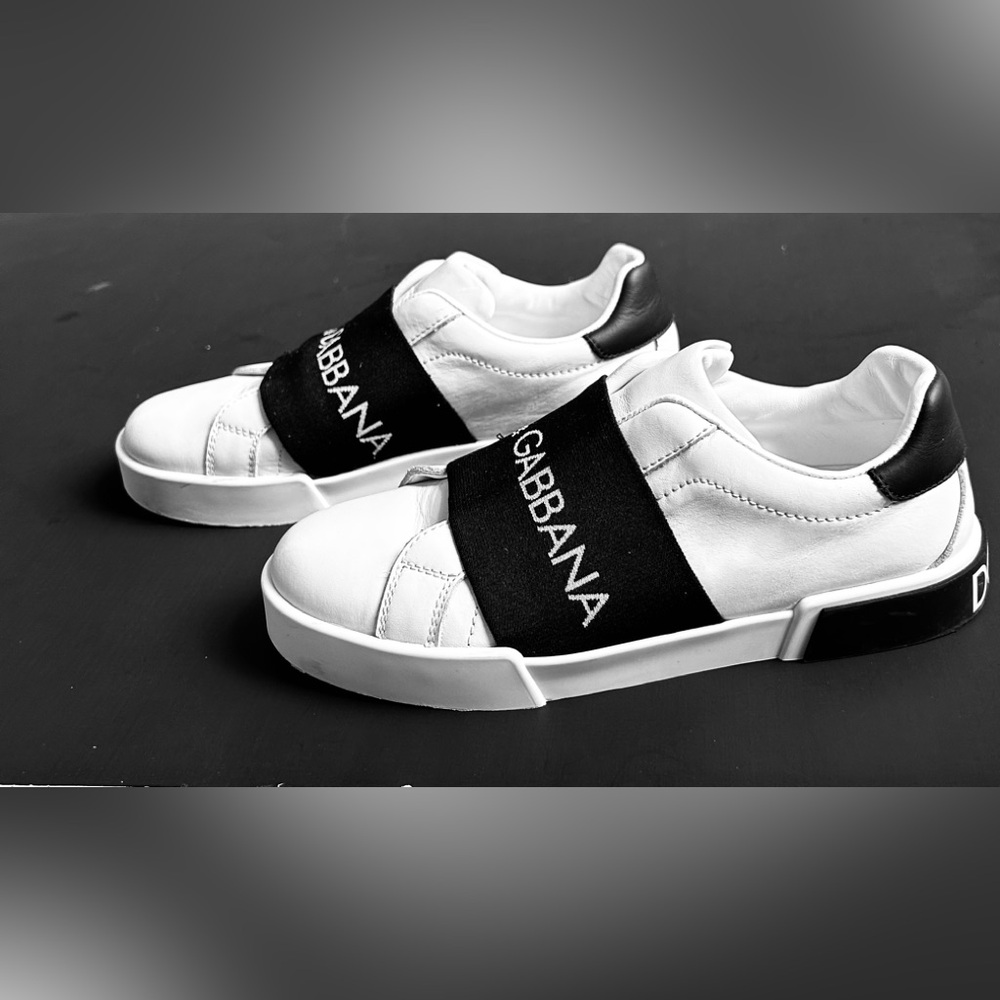 Dolce & Gabbana Kids Monochrome Strap Sneakers
